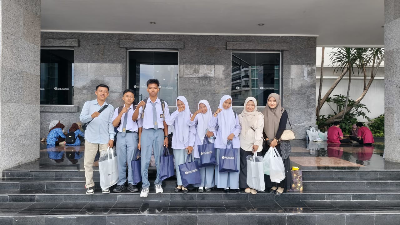 SMKN 1 Koto XI Tarusan Berpartisipasi dalam Kegiatan “Rangking Satu” yang Diselenggarakan oleh Bank Indonesia Padang
